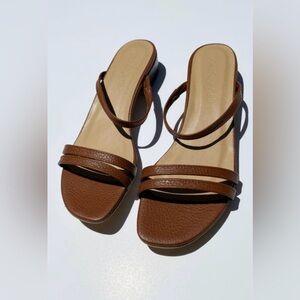Lisa Says Gah Gia Sandal - cappuccino